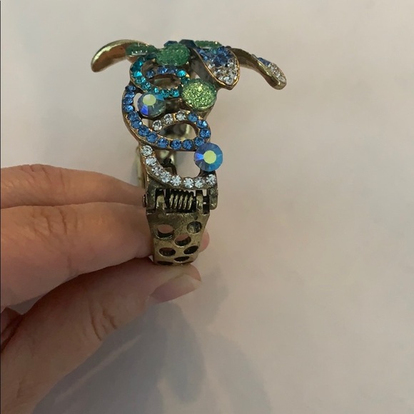 Bracelet with Dimond Accents - Picture 2 of 10